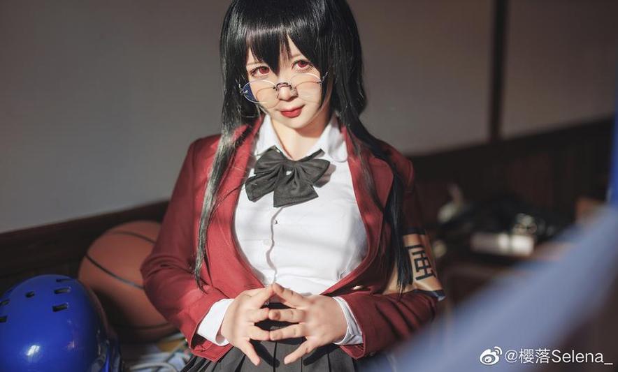 樱落酱图包：cosplay风范再现，每个画面皆精选